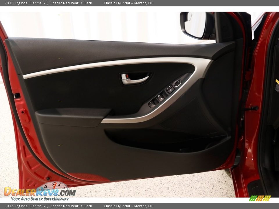 2016 Hyundai Elantra GT Scarlet Red Pearl / Black Photo #4