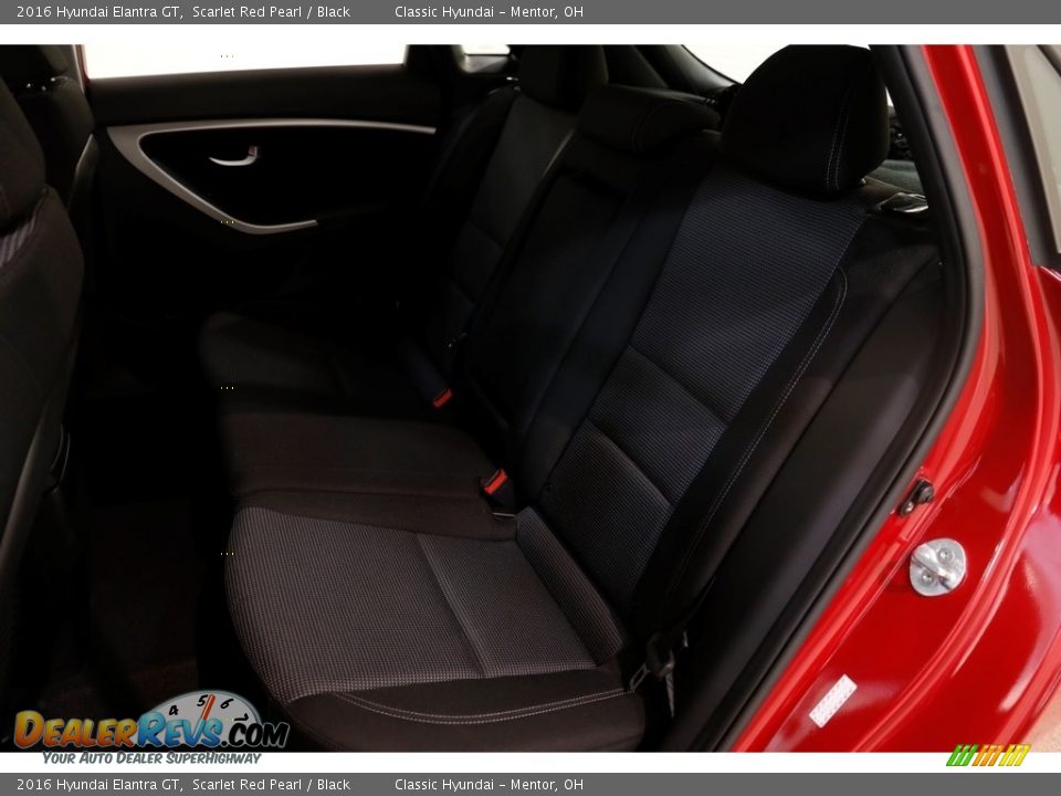 2016 Hyundai Elantra GT Scarlet Red Pearl / Black Photo #14