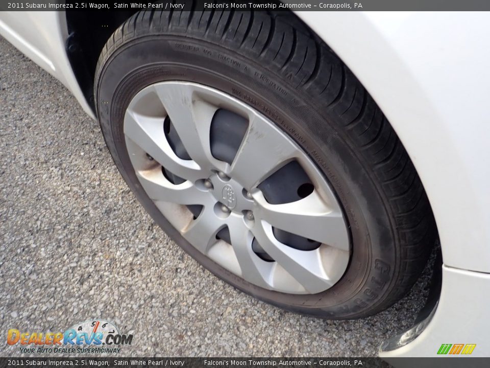 2011 Subaru Impreza 2.5i Wagon Satin White Pearl / Ivory Photo #5