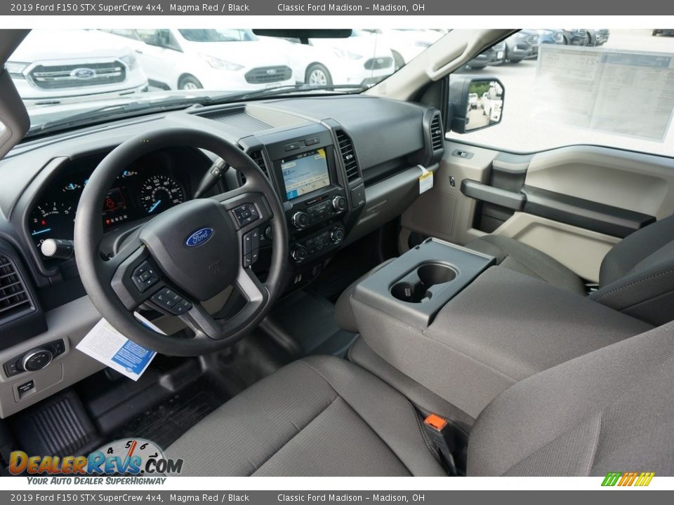2019 Ford F150 STX SuperCrew 4x4 Magma Red / Black Photo #4