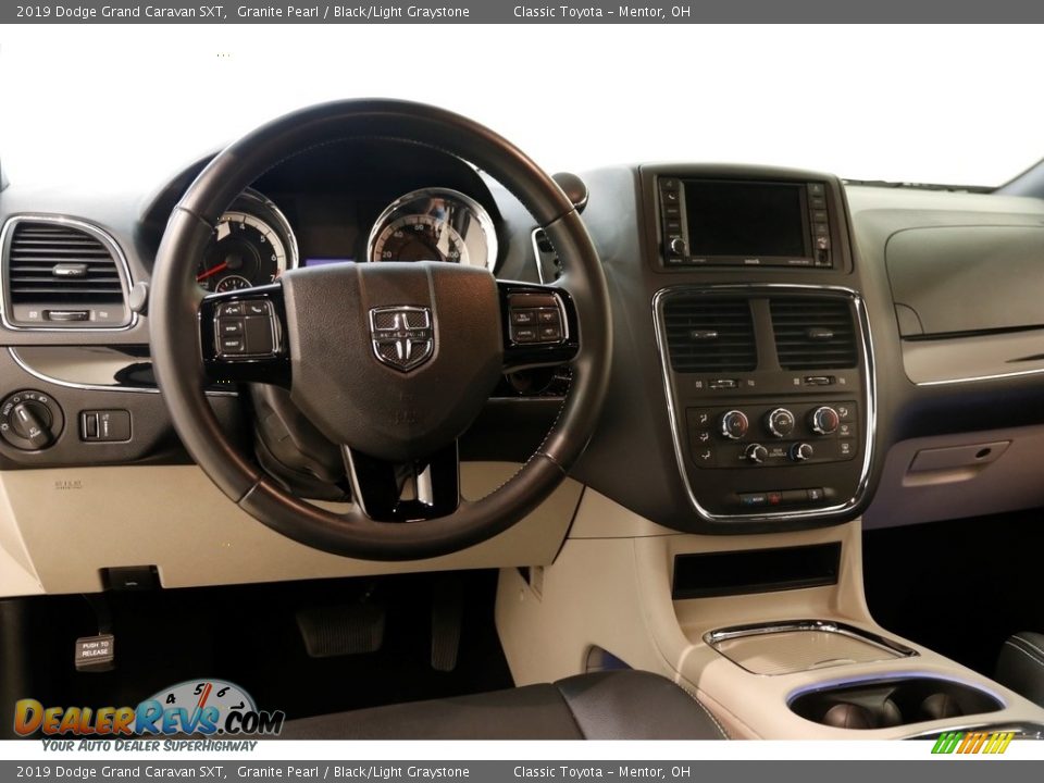 2019 Dodge Grand Caravan SXT Granite Pearl / Black/Light Graystone Photo #6