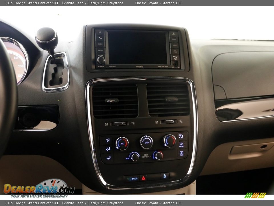 2019 Dodge Grand Caravan SXT Granite Pearl / Black/Light Graystone Photo #9