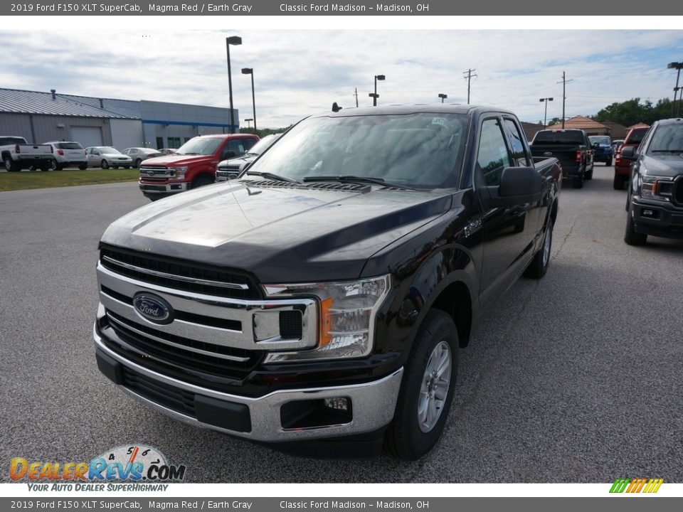 2019 Ford F150 XLT SuperCab Magma Red / Earth Gray Photo #1
