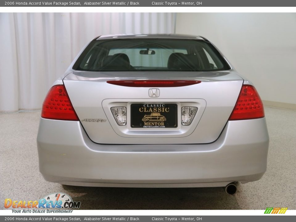 2006 Honda Accord Value Package Sedan Alabaster Silver Metallic / Black Photo #15