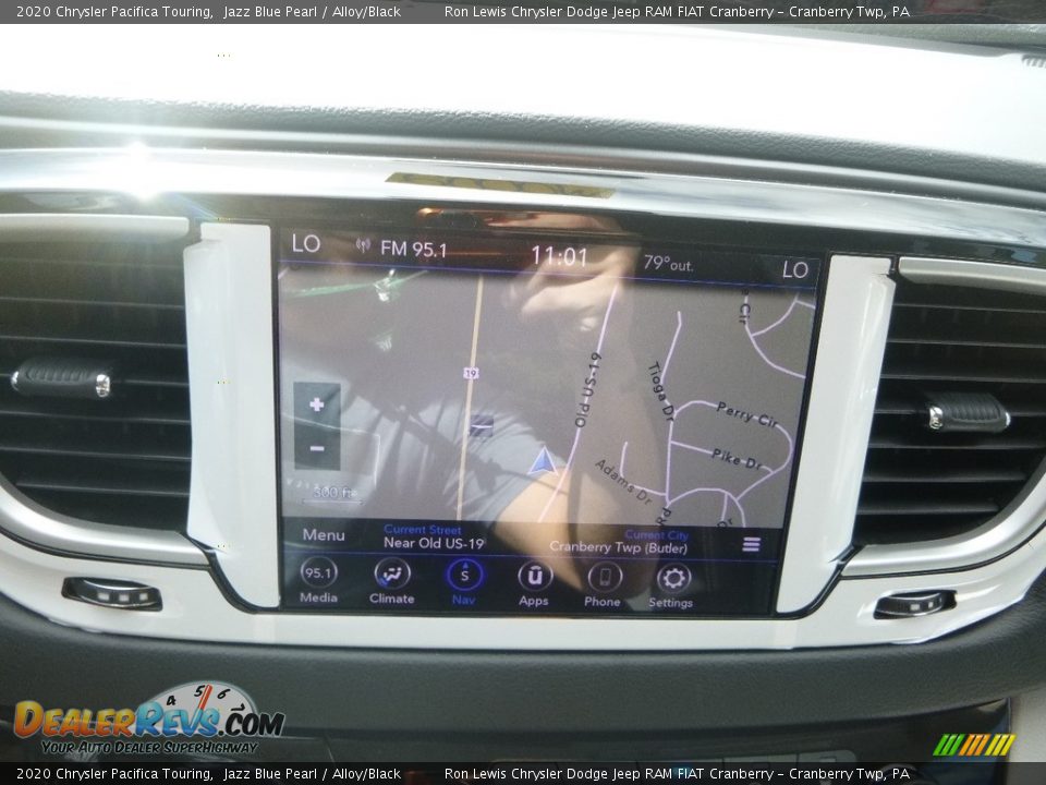 Navigation of 2020 Chrysler Pacifica Touring Photo #18