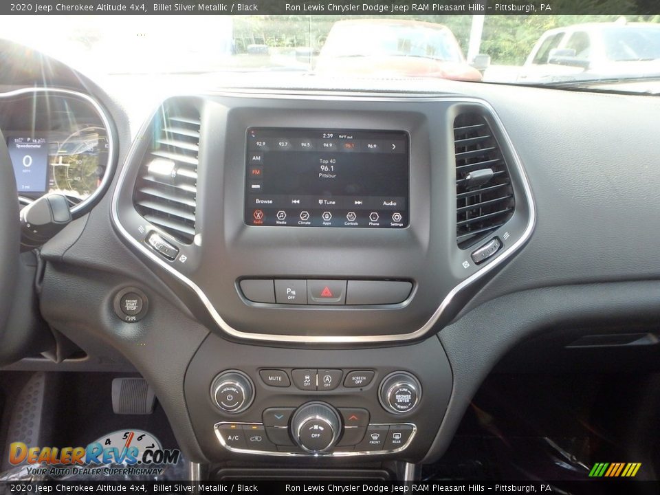 Controls of 2020 Jeep Cherokee Altitude 4x4 Photo #17