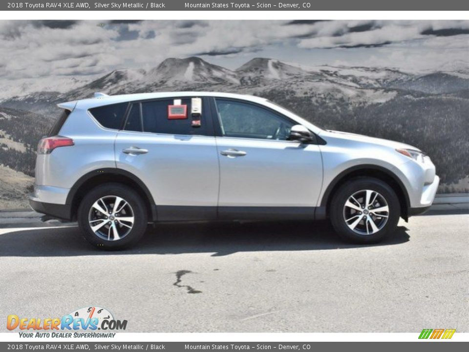 2018 Toyota RAV4 XLE AWD Silver Sky Metallic / Black Photo #2