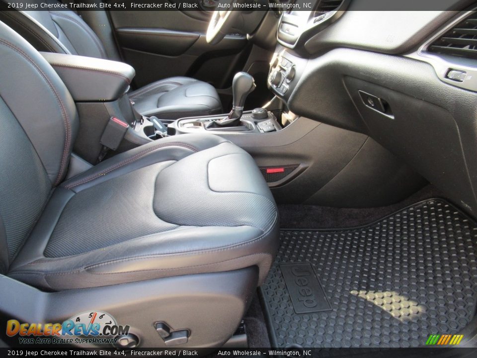 2019 Jeep Cherokee Trailhawk Elite 4x4 Firecracker Red / Black Photo #11