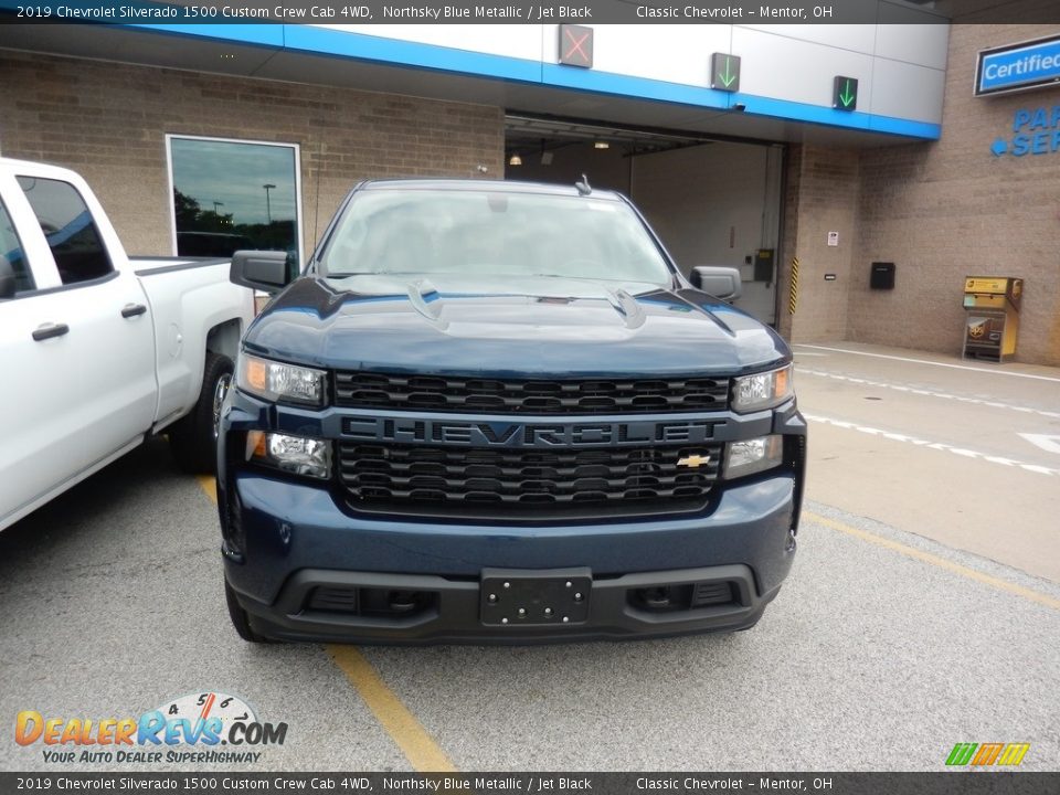 2019 Chevrolet Silverado 1500 Custom Crew Cab 4WD Northsky Blue Metallic / Jet Black Photo #2