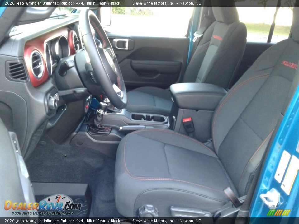 Front Seat of 2020 Jeep Wrangler Unlimited Rubicon 4x4 Photo #10