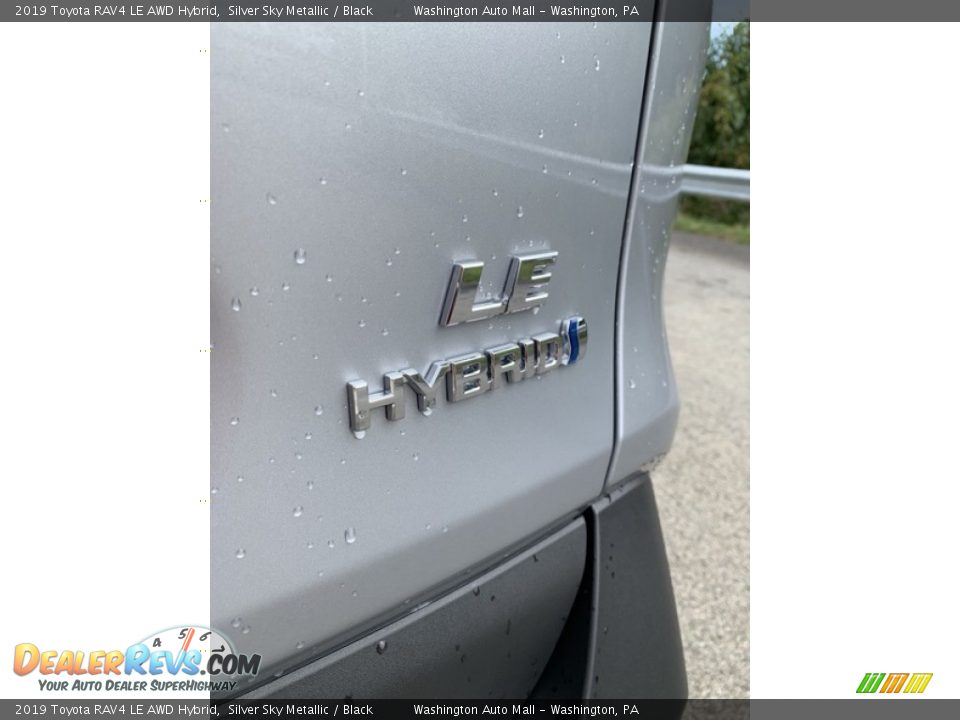 2019 Toyota RAV4 LE AWD Hybrid Silver Sky Metallic / Black Photo #8