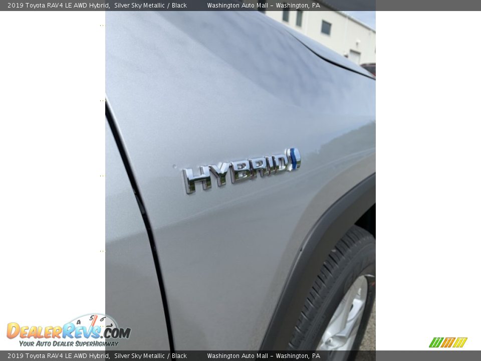 2019 Toyota RAV4 LE AWD Hybrid Silver Sky Metallic / Black Photo #35