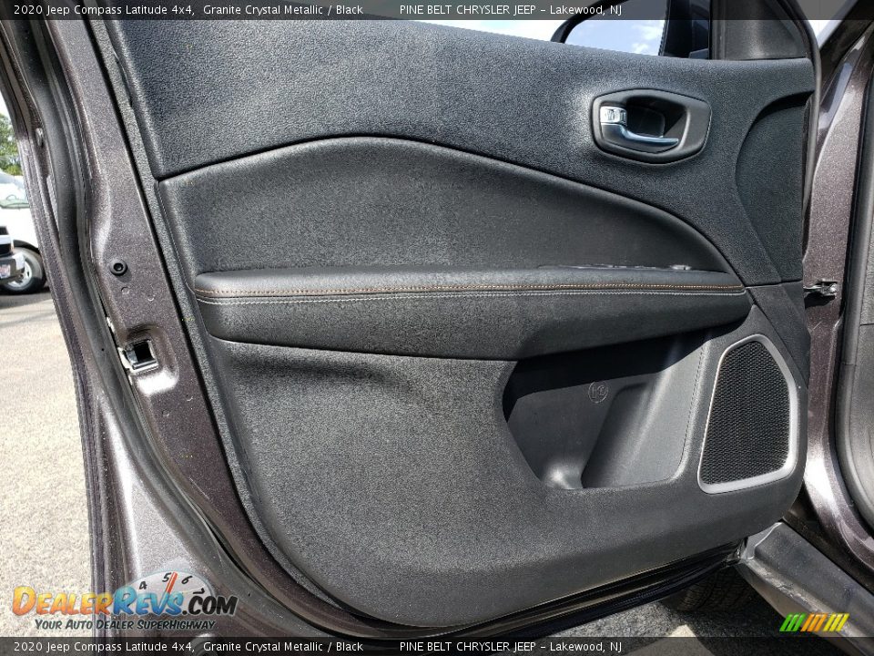 2020 Jeep Compass Latitude 4x4 Granite Crystal Metallic / Black Photo #8