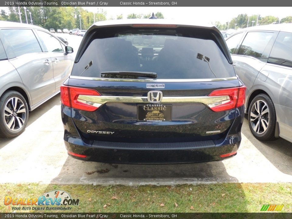 2019 Honda Odyssey Touring Obsidian Blue Pearl / Gray Photo #5