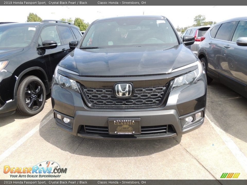 2019 Honda Passport Sport Crystal Black Pearl / Black Photo #2