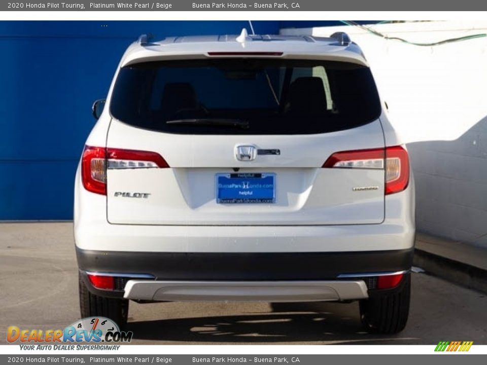 2020 Honda Pilot Touring Platinum White Pearl / Beige Photo #6