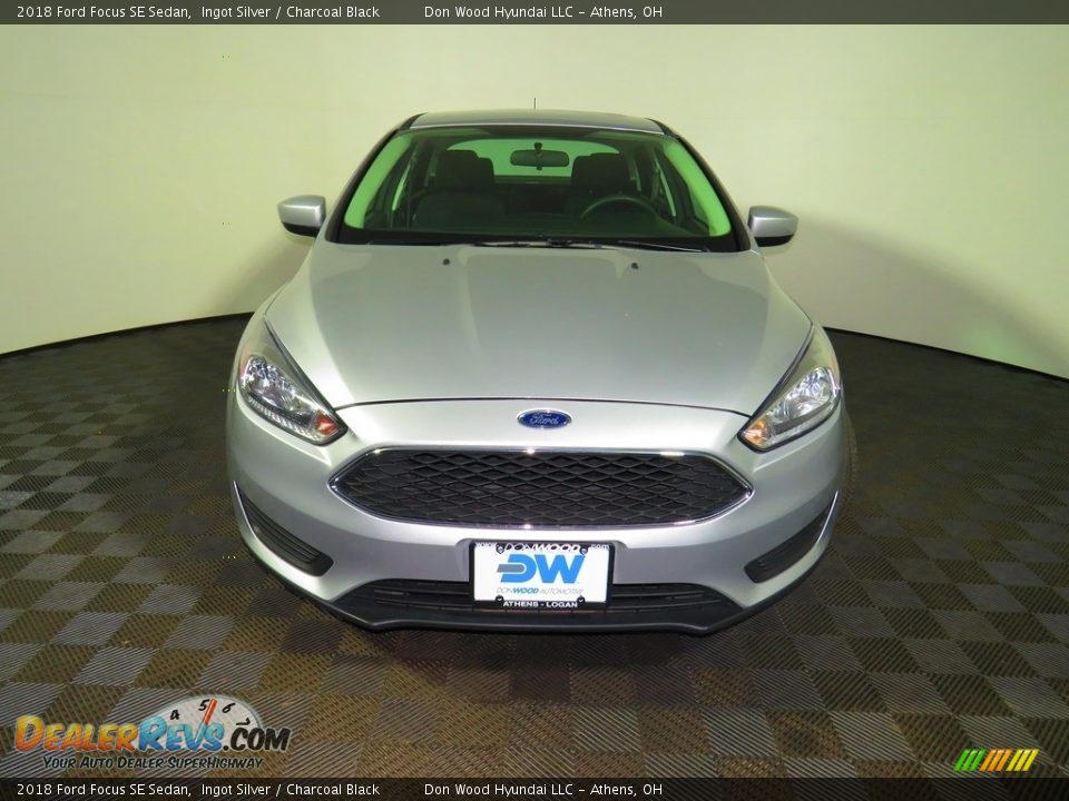 2018 Ford Focus SE Sedan Ingot Silver / Charcoal Black Photo #5