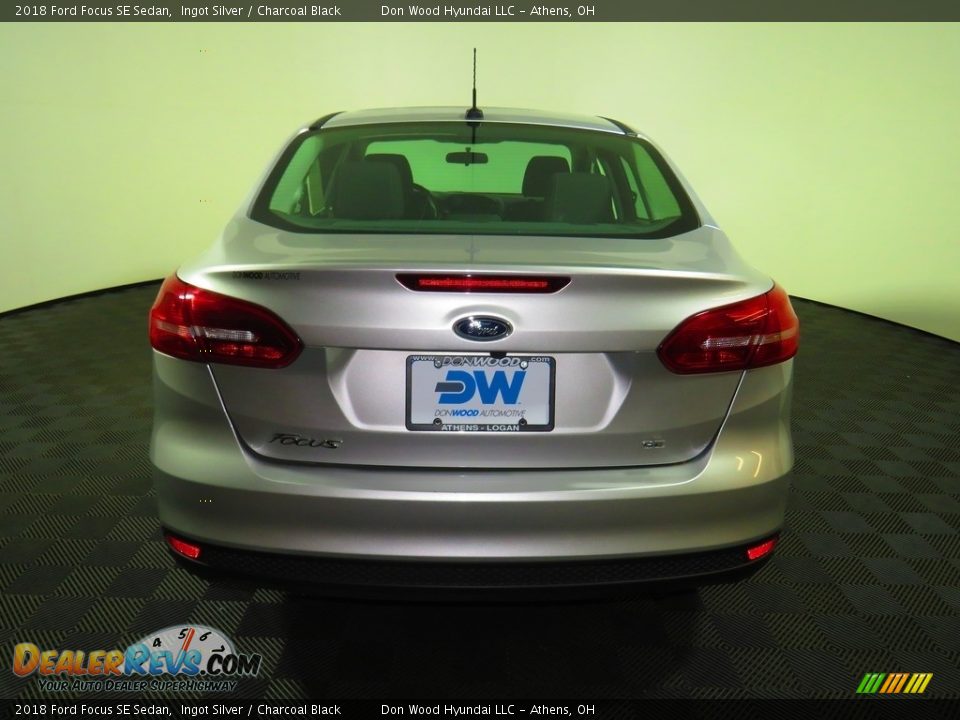 2018 Ford Focus SE Sedan Ingot Silver / Charcoal Black Photo #12