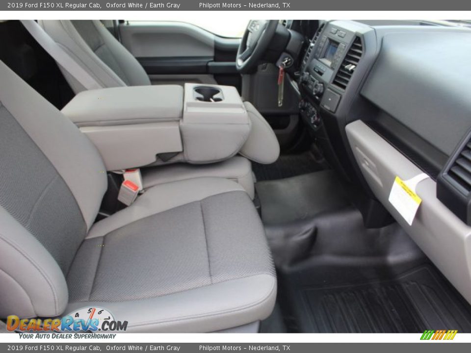 2019 Ford F150 XL Regular Cab Oxford White / Earth Gray Photo #22