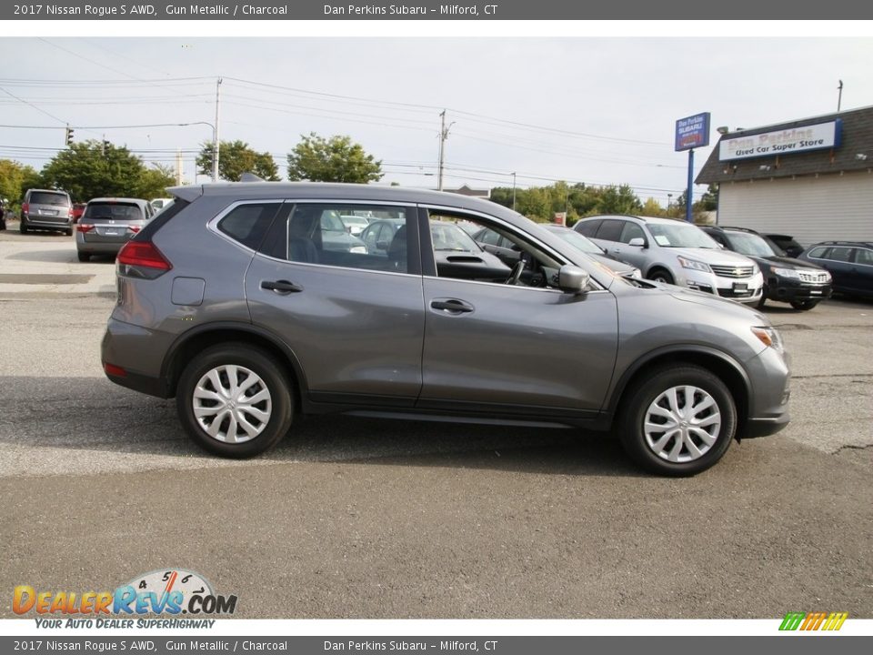 2017 Nissan Rogue S AWD Gun Metallic / Charcoal Photo #4