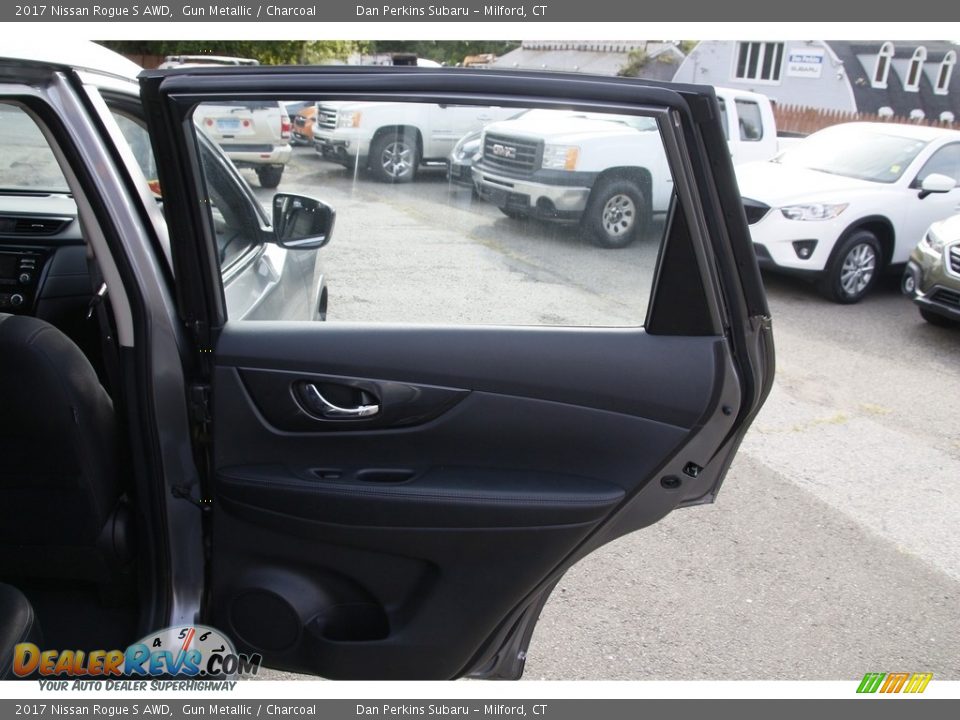 2017 Nissan Rogue S AWD Gun Metallic / Charcoal Photo #14