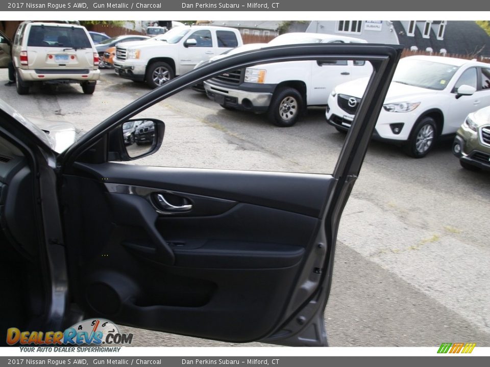 2017 Nissan Rogue S AWD Gun Metallic / Charcoal Photo #16