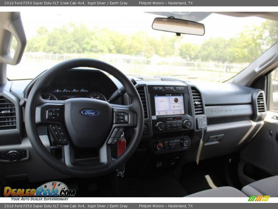 2019 Ford F350 Super Duty XLT Crew Cab 4x4 Ingot Silver / Earth Gray Photo #20