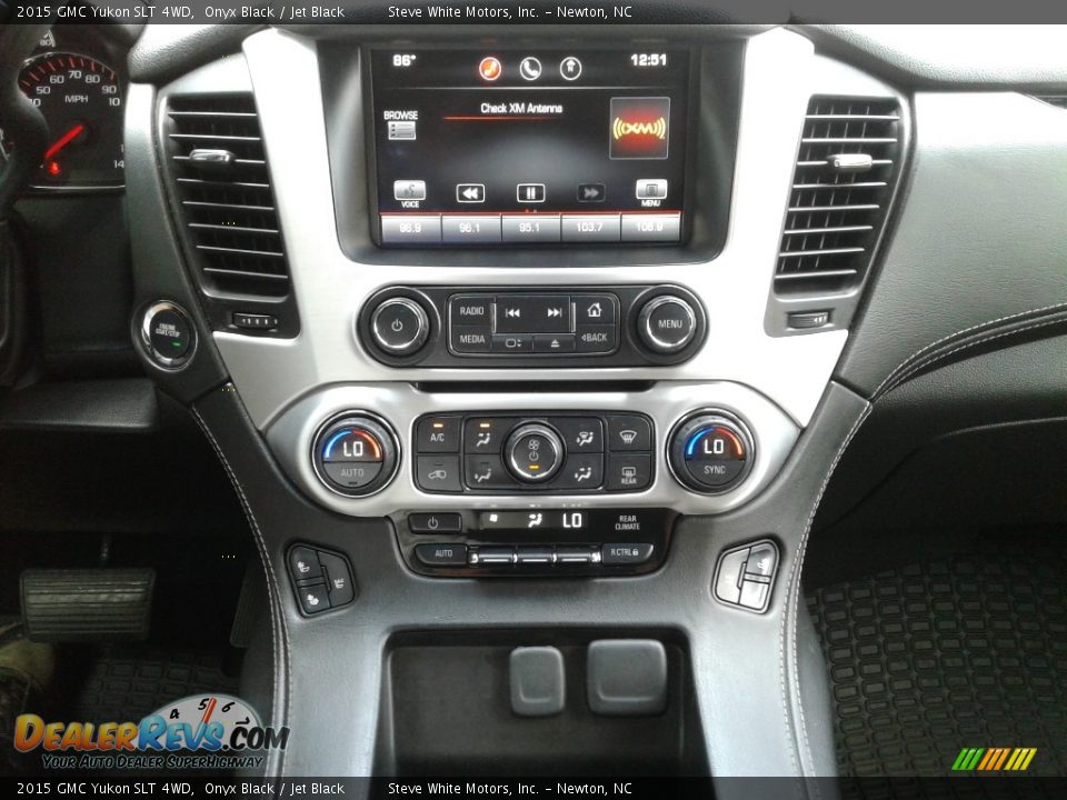 2015 GMC Yukon SLT 4WD Onyx Black / Jet Black Photo #25