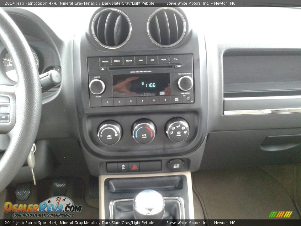 2014 Jeep Patriot Sport 4x4 Mineral Gray Metallic / Dark Slate Gray/Light Pebble Photo #18