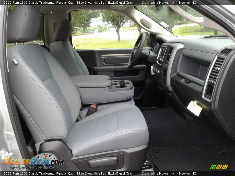 2019 Ram 1500 Classic Tradesman Regular Cab Billett Silver Metallic / Black/Diesel Gray Photo #14