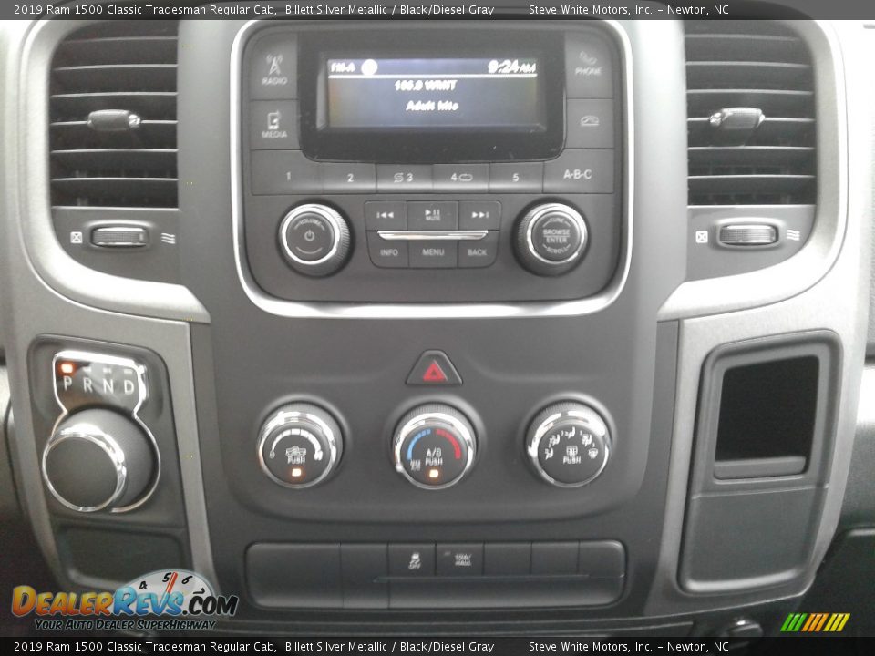 Controls of 2019 Ram 1500 Classic Tradesman Regular Cab Photo #18