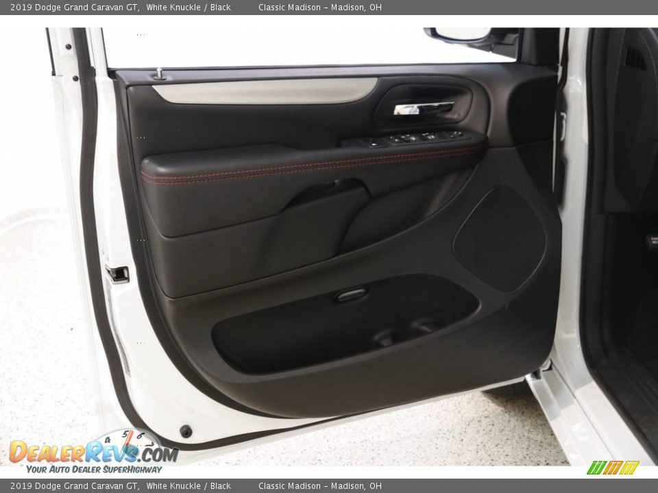 2019 Dodge Grand Caravan GT White Knuckle / Black Photo #4