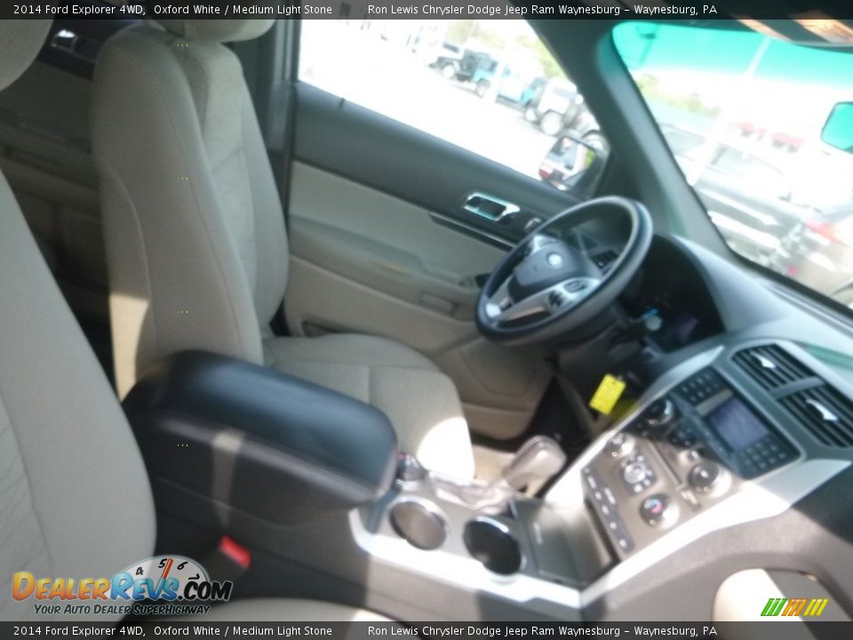 2014 Ford Explorer 4WD Oxford White / Medium Light Stone Photo #10
