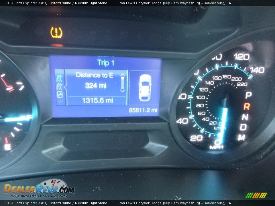 2014 Ford Explorer 4WD Oxford White / Medium Light Stone Photo #18