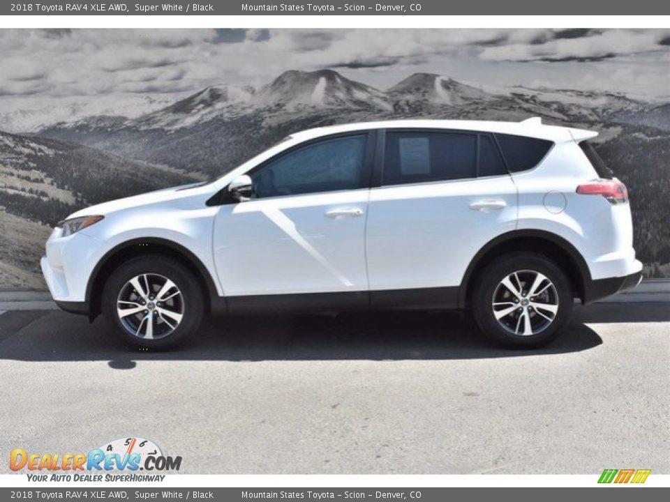 2018 Toyota RAV4 XLE AWD Super White / Black Photo #6