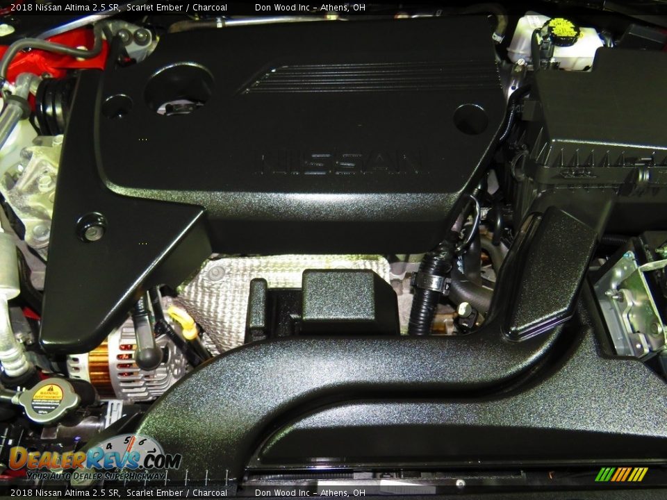 2018 Nissan Altima 2.5 SR Scarlet Ember / Charcoal Photo #6