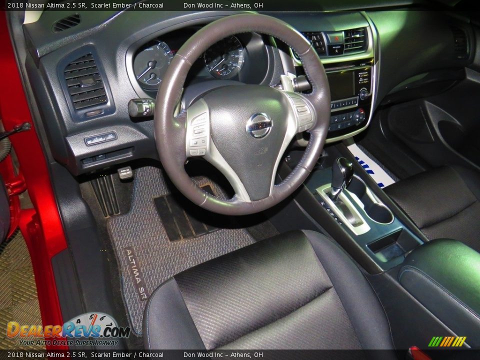 2018 Nissan Altima 2.5 SR Scarlet Ember / Charcoal Photo #18