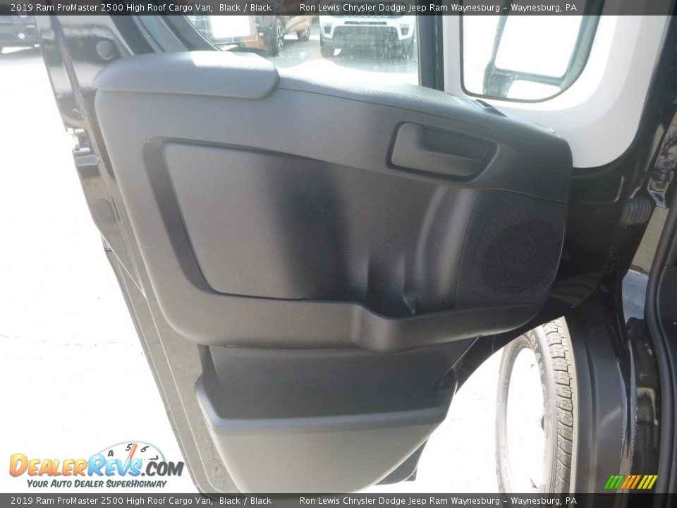 2019 Ram ProMaster 2500 High Roof Cargo Van Black / Black Photo #13