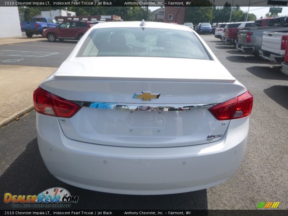 2019 Chevrolet Impala LT Iridescent Pearl Tricoat / Jet Black Photo #4