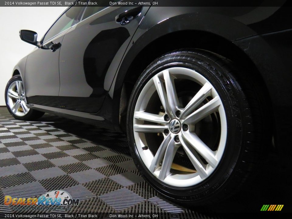2014 Volkswagen Passat TDI SE Black / Titan Black Photo #12