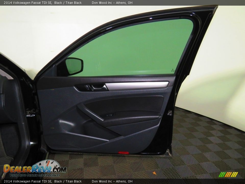 2014 Volkswagen Passat TDI SE Black / Titan Black Photo #27