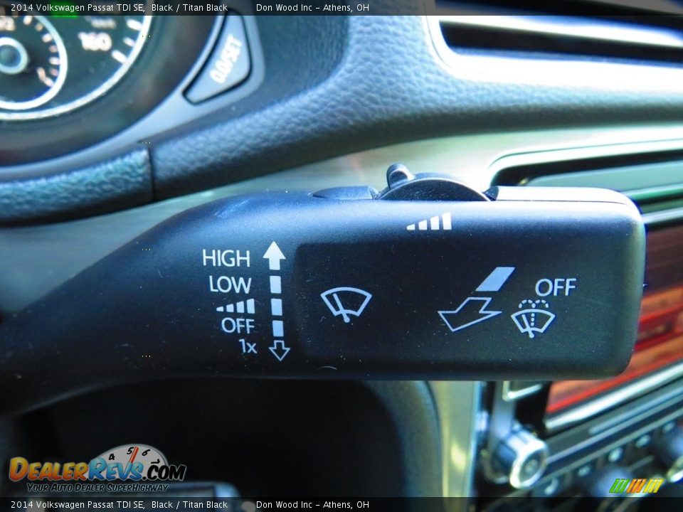 2014 Volkswagen Passat TDI SE Black / Titan Black Photo #33