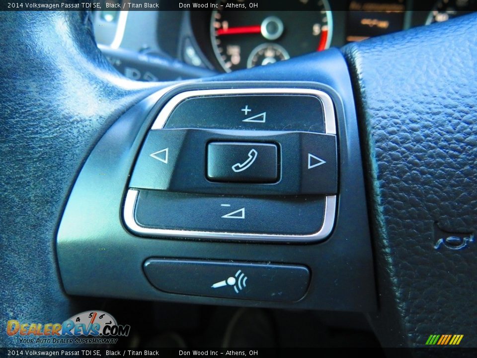 2014 Volkswagen Passat TDI SE Black / Titan Black Photo #34
