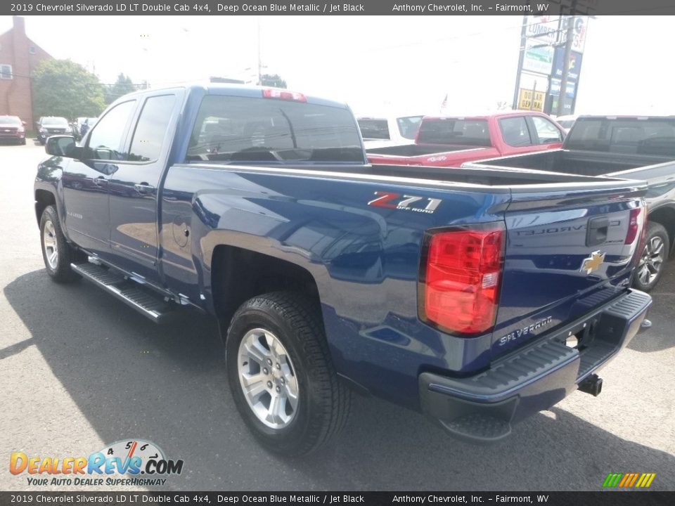 2019 Chevrolet Silverado LD LT Double Cab 4x4 Deep Ocean Blue Metallic / Jet Black Photo #9