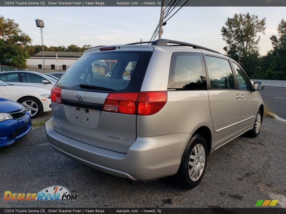 2004 Toyota Sienna CE Silver Shadow Pearl / Fawn Beige Photo #3