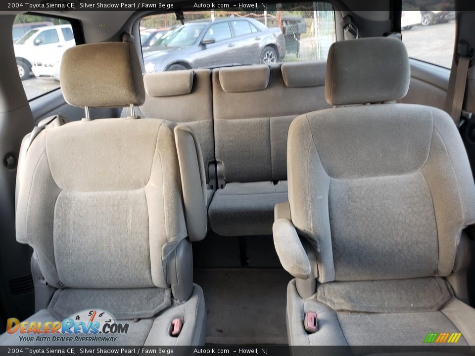 2004 Toyota Sienna CE Silver Shadow Pearl / Fawn Beige Photo #9