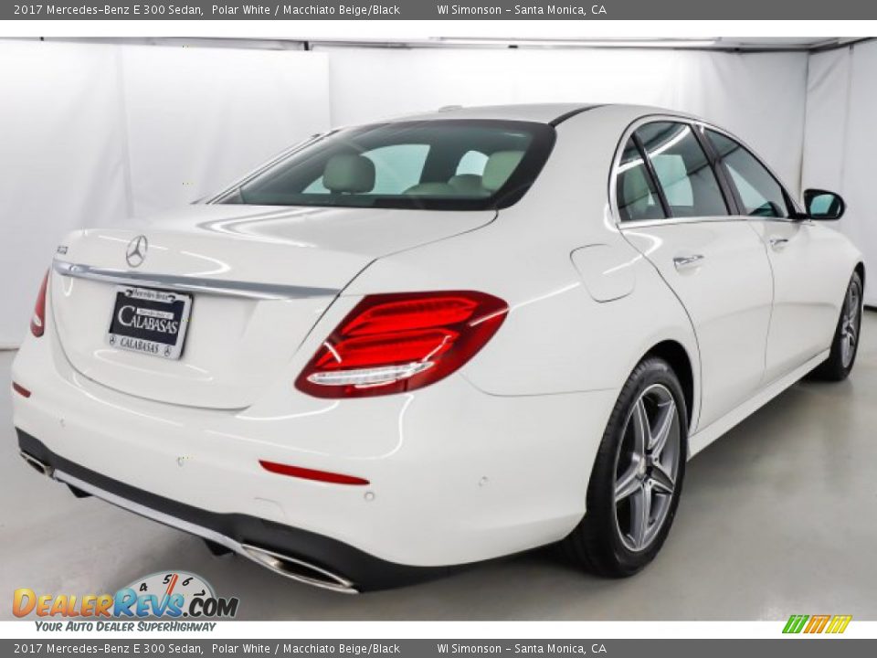 2017 Mercedes-Benz E 300 Sedan Polar White / Macchiato Beige/Black Photo #4