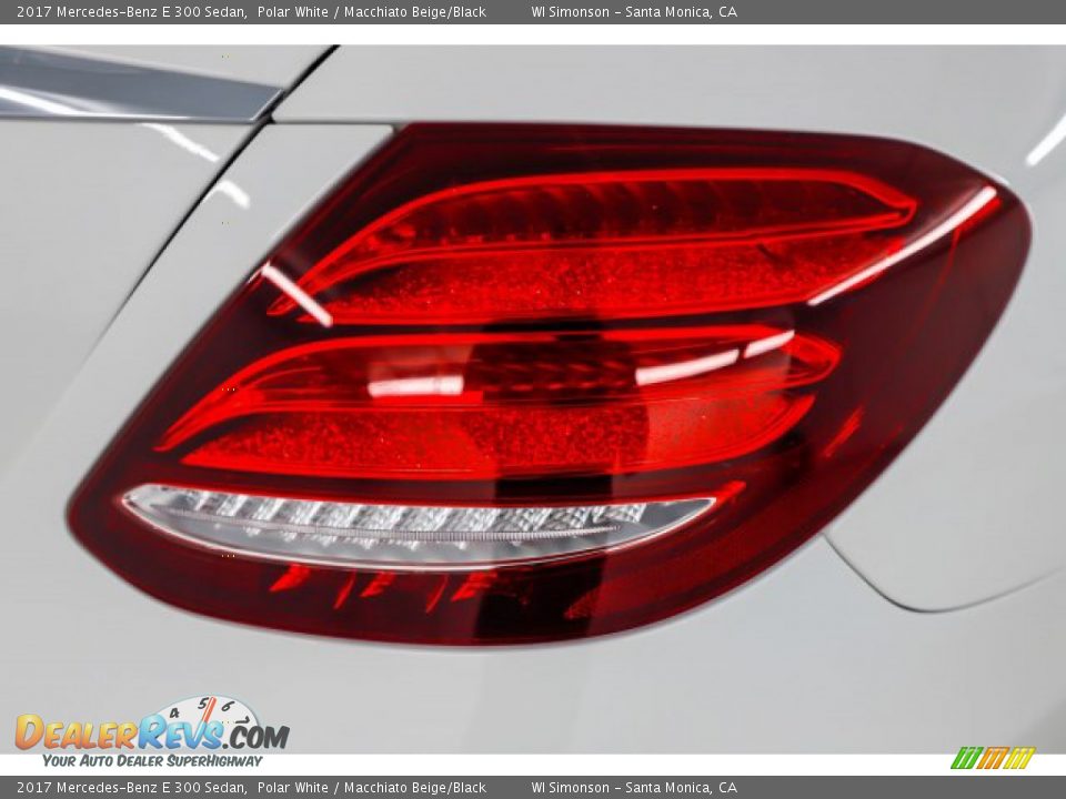 2017 Mercedes-Benz E 300 Sedan Polar White / Macchiato Beige/Black Photo #5