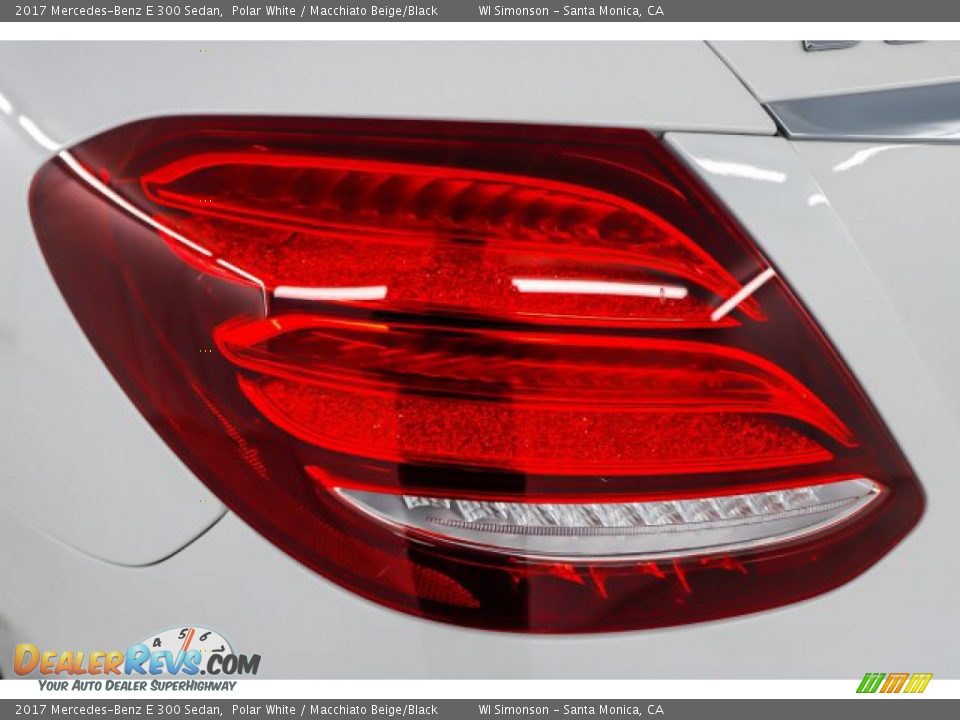 2017 Mercedes-Benz E 300 Sedan Polar White / Macchiato Beige/Black Photo #12