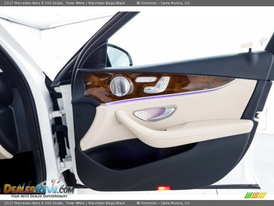 2017 Mercedes-Benz E 300 Sedan Polar White / Macchiato Beige/Black Photo #31